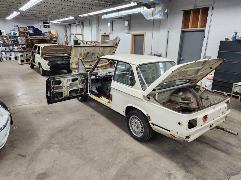 2002 BMW 2002 - Image 8 of 31