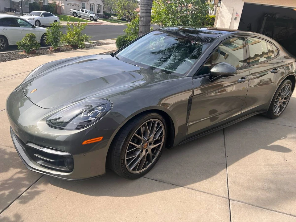 2023 Porsche 971 Panamera - Image 2 of 11
