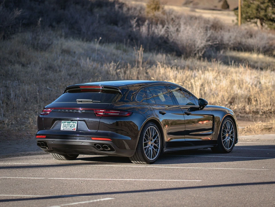 2018 Porsche 971 Panamera - Image 8 of 23
