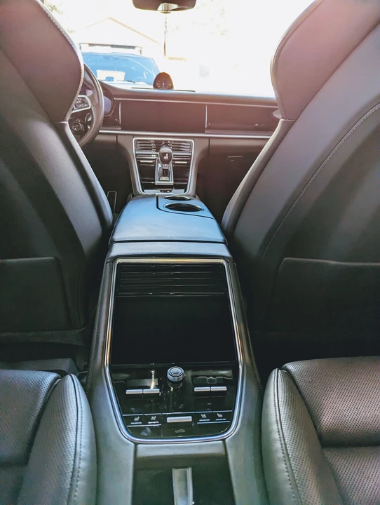 2018 Porsche 971 Panamera - Image 18 of 23