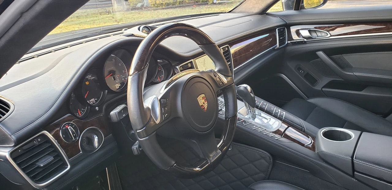 2014 Porsche 970 Panamera 4S - Image 8 of 13