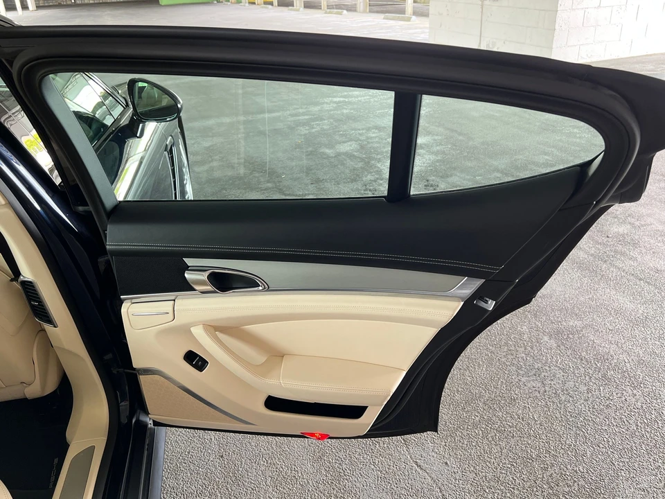 2016 Porsche 970 Panamera GTS - Image 19 of 23