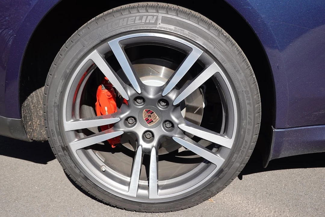 2014 Porsche 970 Panamera GTS - Image 5 of 15