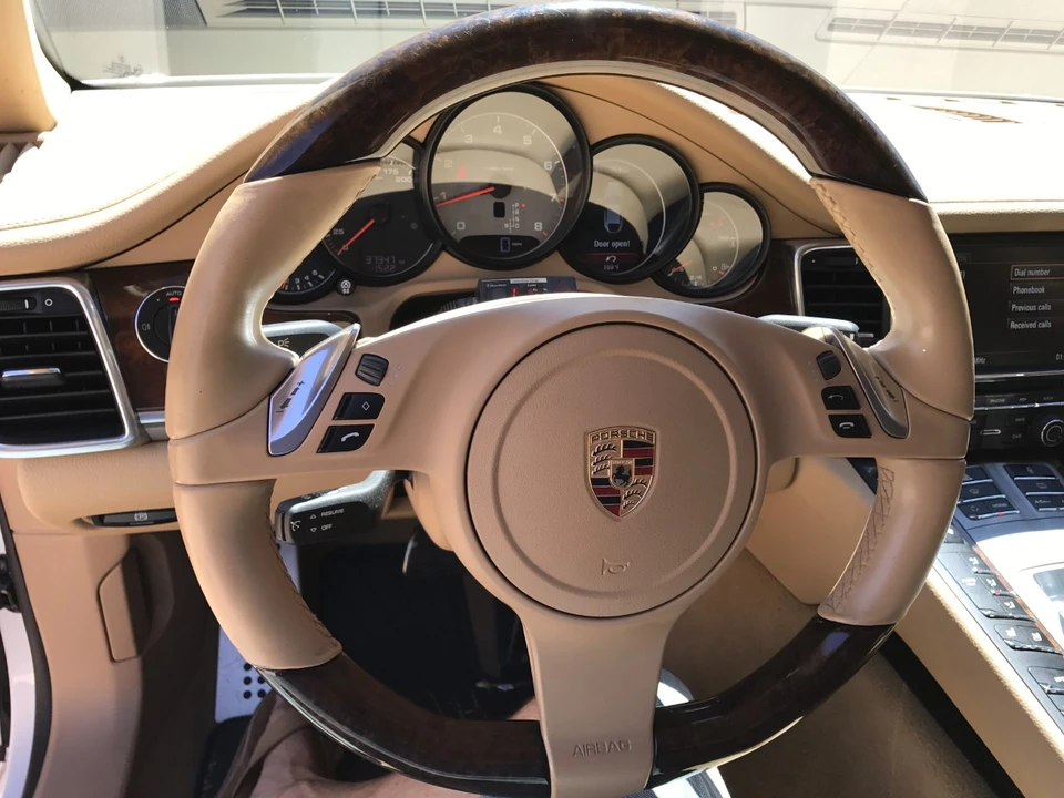 2012 Porsche 970 Panamera S - Image 9 of 10