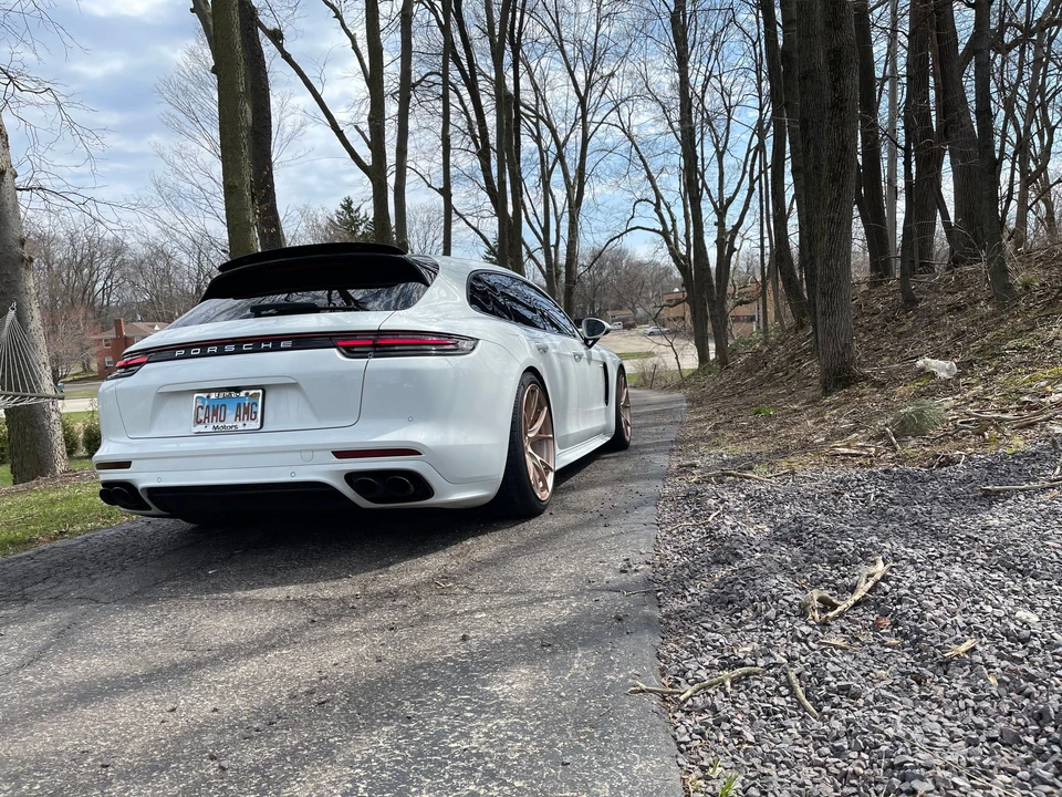 2018 Porsche 971 Panamera - Image 29 of 31