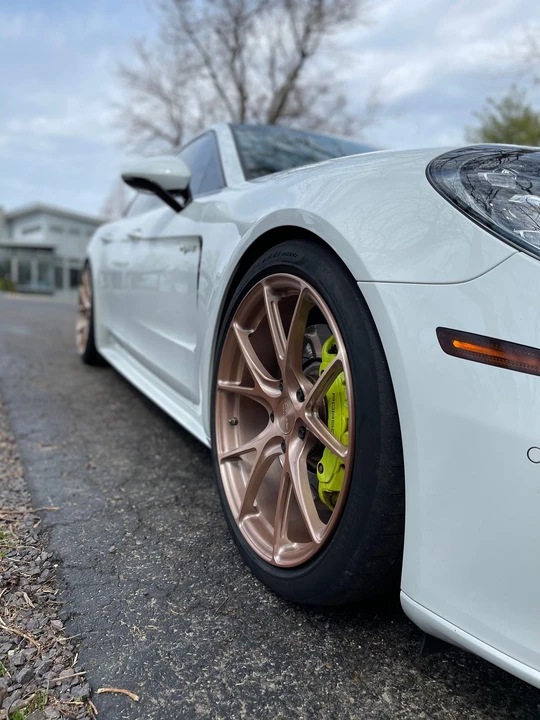 2018 Porsche 971 Panamera - Image 28 of 31