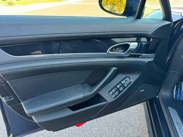 2016 Porsche 970 Panamera GTS - Image 11 of 15