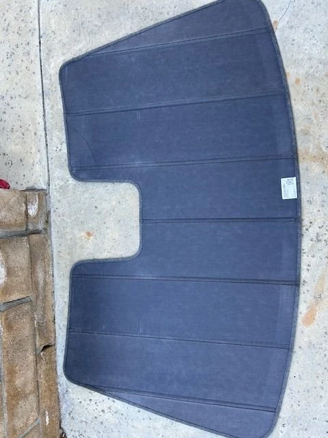2010 Parts & Memorabilia Seats & Interior - Image 4 of 4