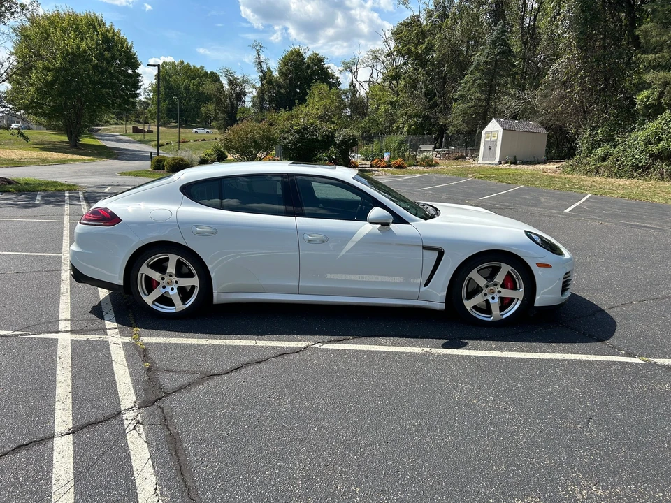 2014 Porsche 970 Panamera - Image 6 of 22