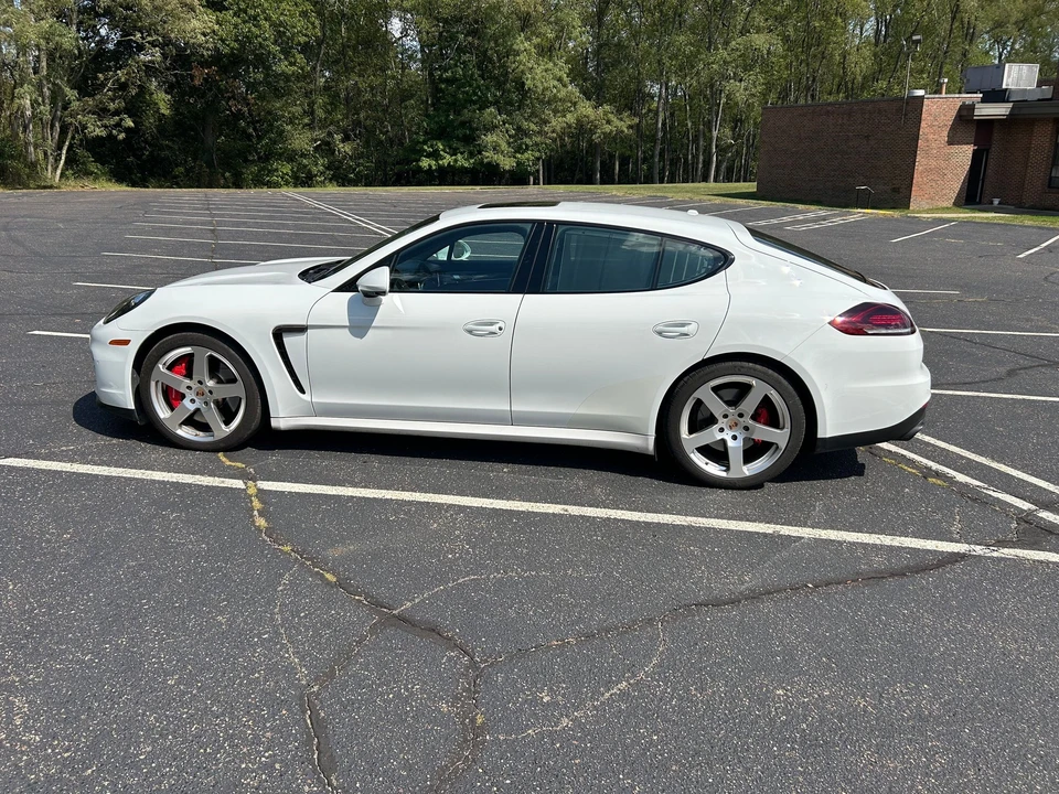 2014 Porsche 970 Panamera - Image 7 of 22