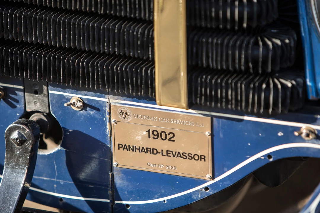 Panhard - Image 22 of 30