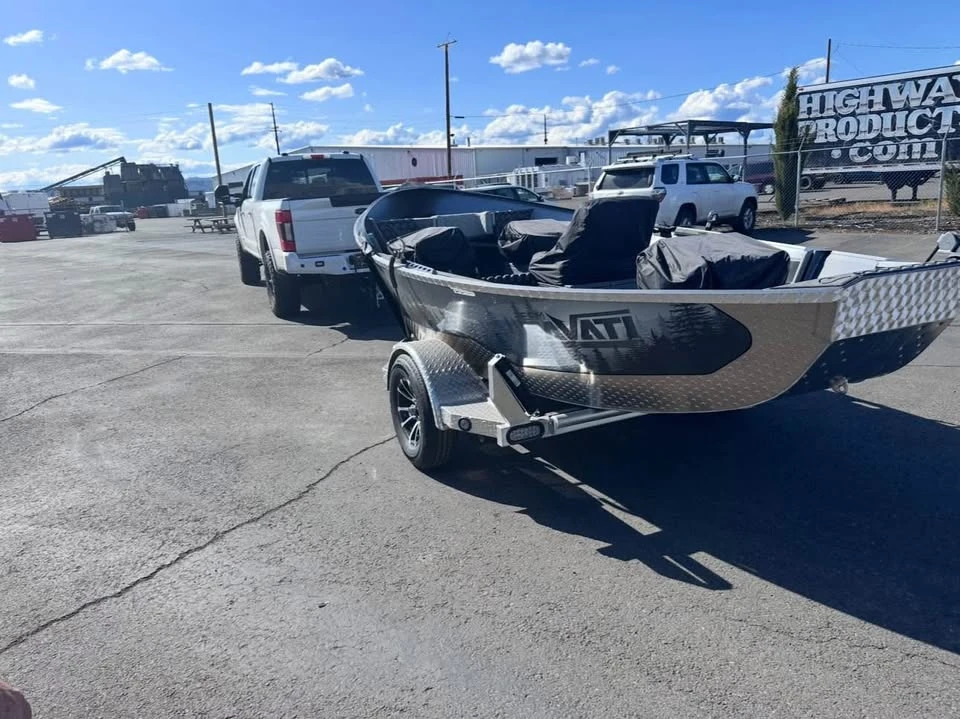 Yamaha - Image 2 of 3