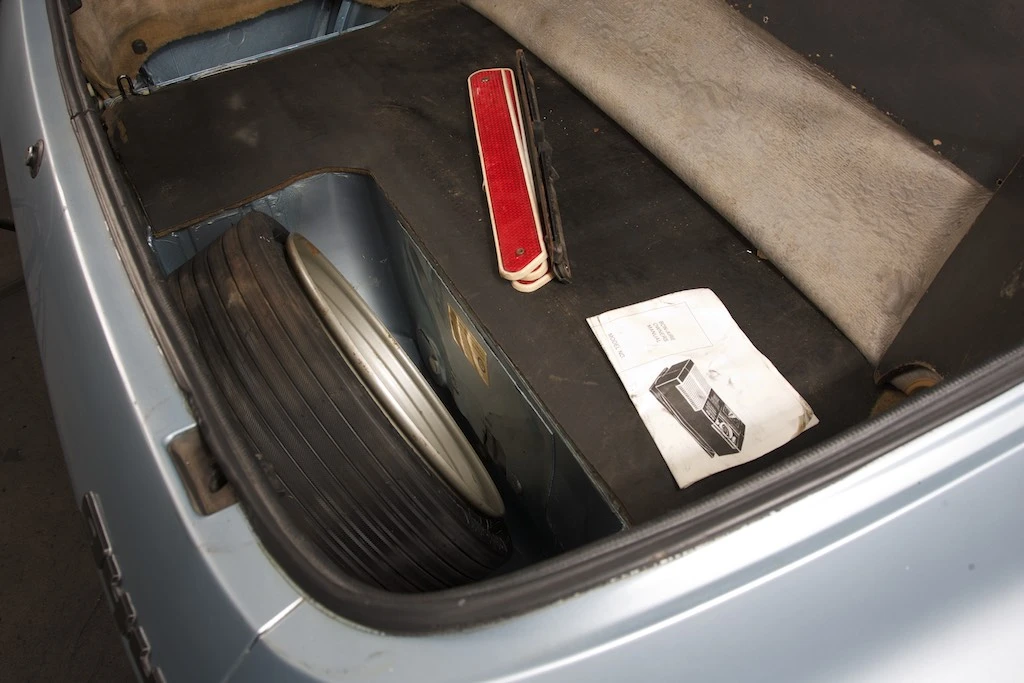 1982 Porsche 944 - Image 28 of 31