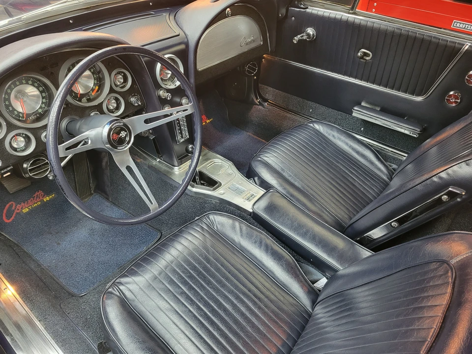 1963 Chevrolet Corvette C2 - Image 6 of 12
