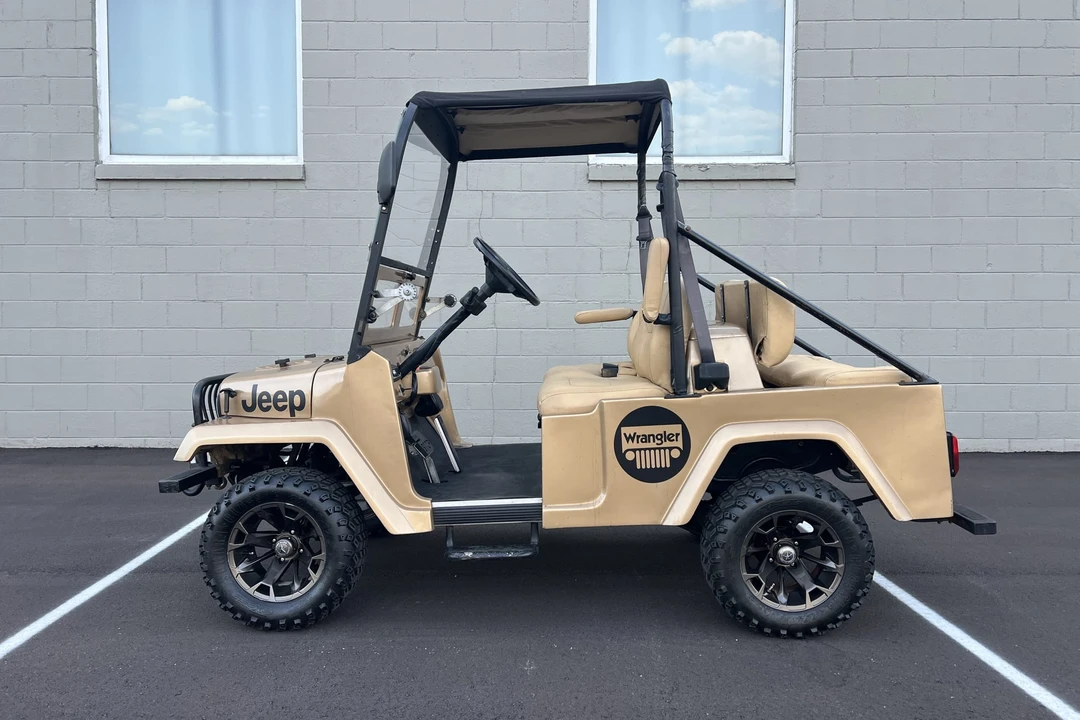 Parts & Memorabilia Golf Carts - Image 3 of 31