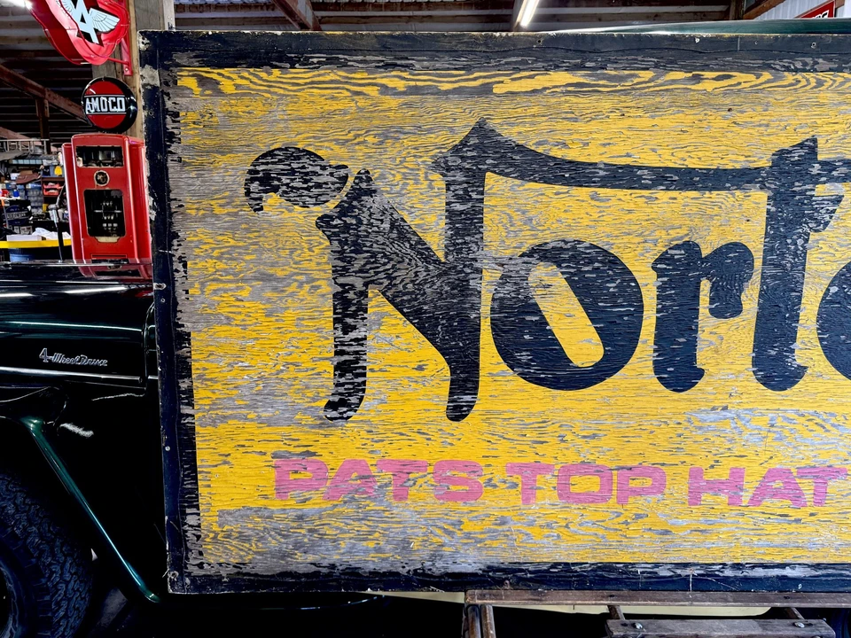 Norton - Image 10 of 31