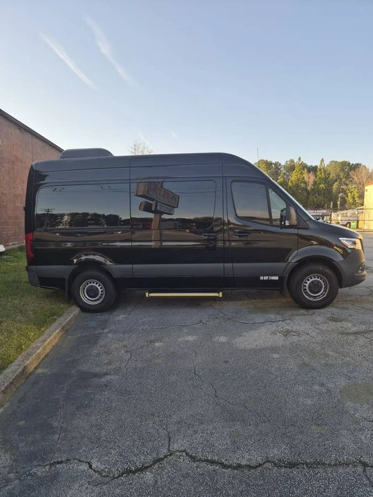 2023 Mercedes-Benz VS30 Sprinter - Image 8 of 10
