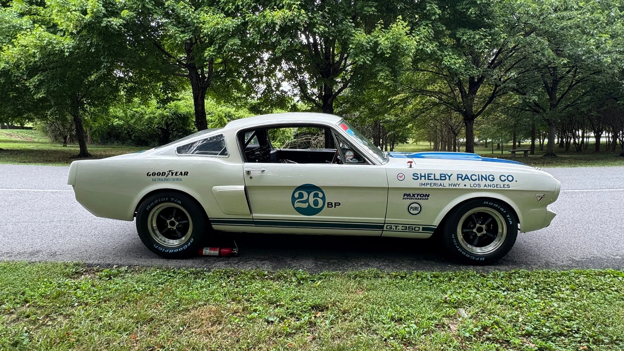 1966 Shelby GT350 - Image 18 of 31