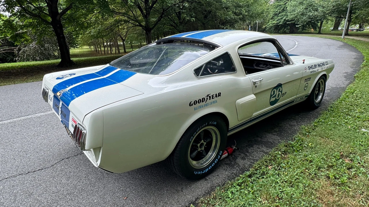 1966 Shelby GT350 - Image 16 of 31