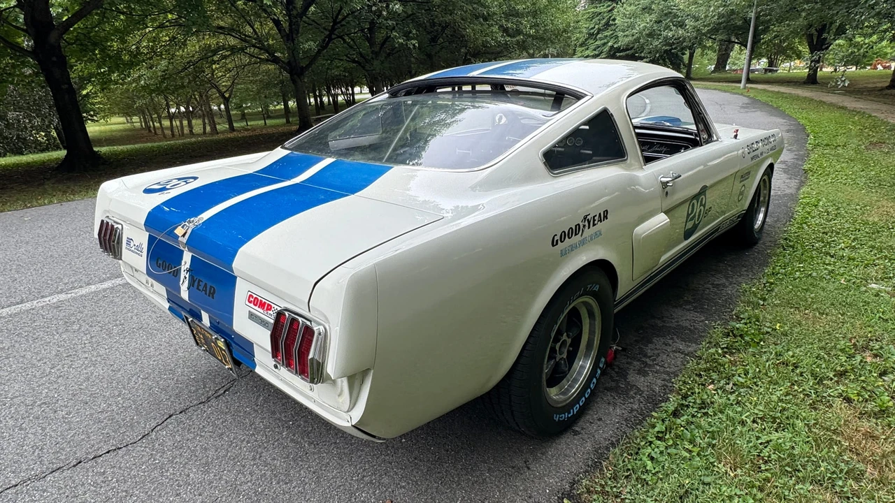 1966 Shelby GT350 - Image 15 of 31