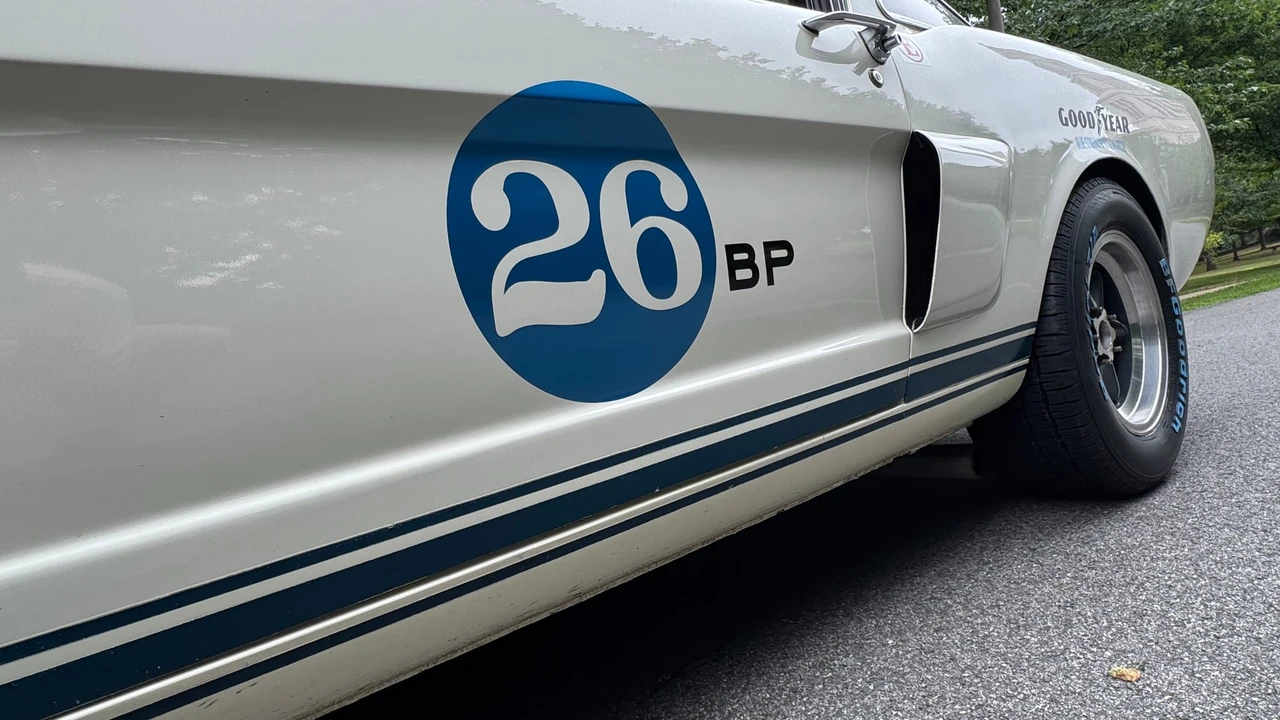 1966 Shelby GT350 - Image 28 of 31