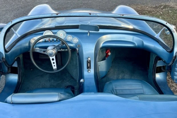 Chrysler Conquest - Image 6 of 11