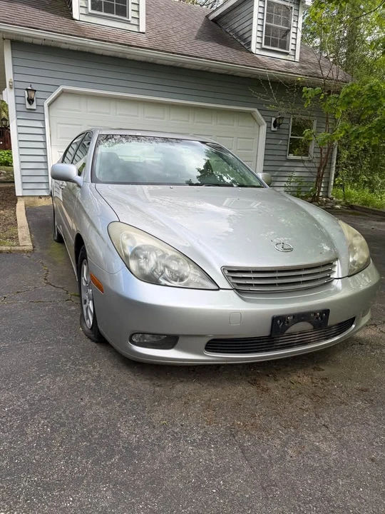 2002 Lexus ES 4th Gen - Image 4 of 9