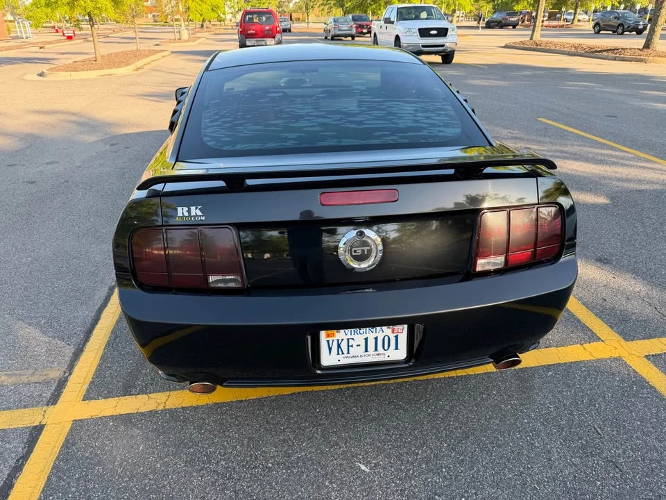 2005 Ford GT 1st Gen - Image 2 of 8
