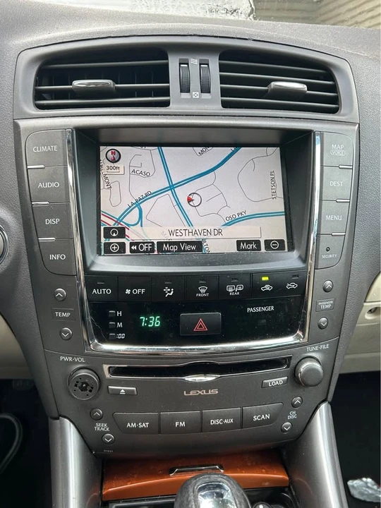 2009 Lexus IS 2nd Gen - Image 14 of 17