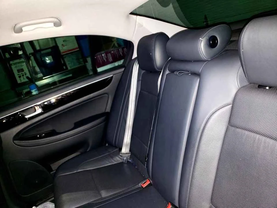 2013 Hyundai Genesis - Image 4 of 8