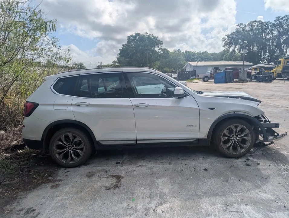 2017 BMW F25 X3 - Image 4 of 7