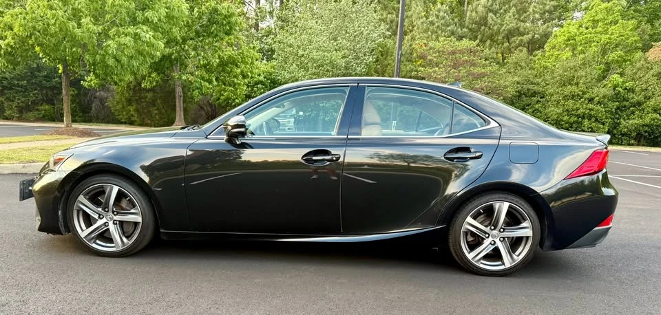 2017 Lexus IS 3rd Gen - Image 5 of 20