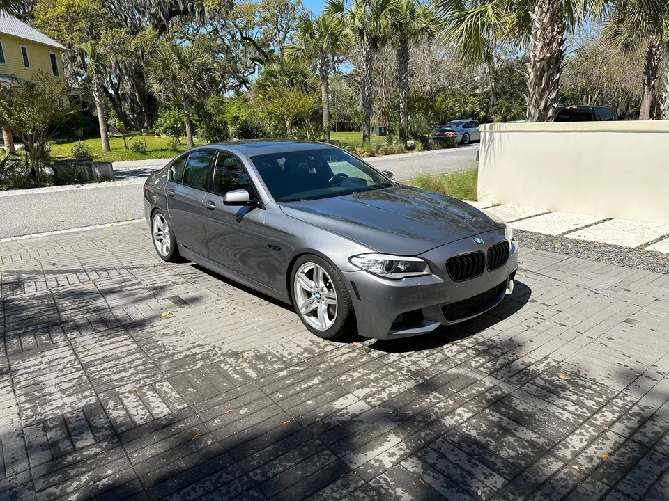 2013 BMW F10 550i & M550d Sedan - Image 2 of 10