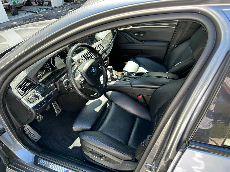2013 BMW F10 550i & M550d Sedan - Image 7 of 10