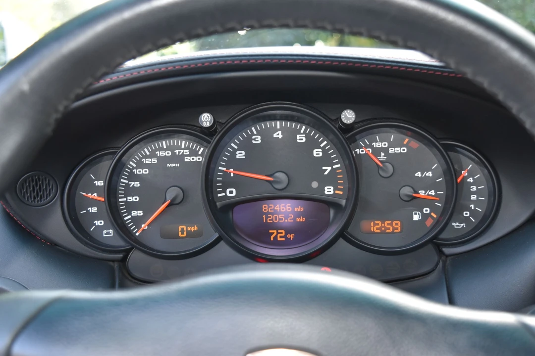 2003 Porsche 996 Carrera - Image 7 of 31