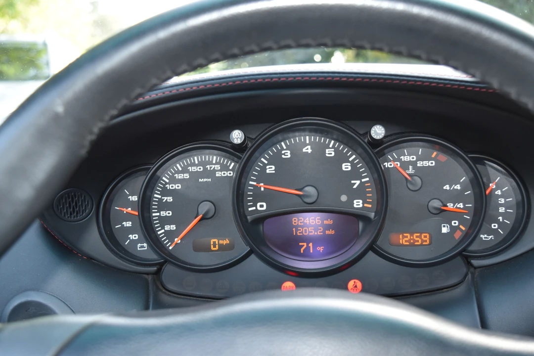 2003 Porsche 996 Carrera - Image 5 of 31