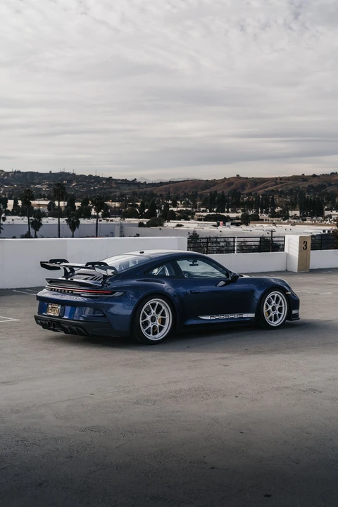 2022 Porsche 992 GT3 - Image 4 of 10