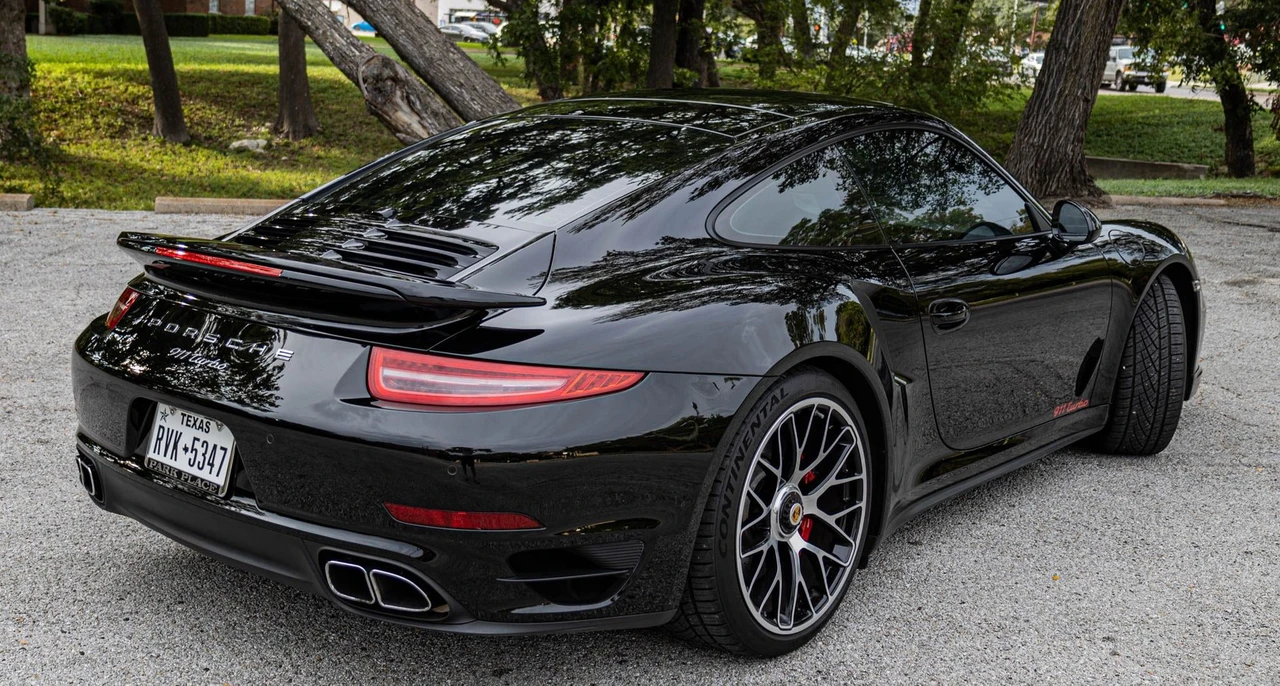 2014 Porsche 991 Turbo - Image 11 of 27