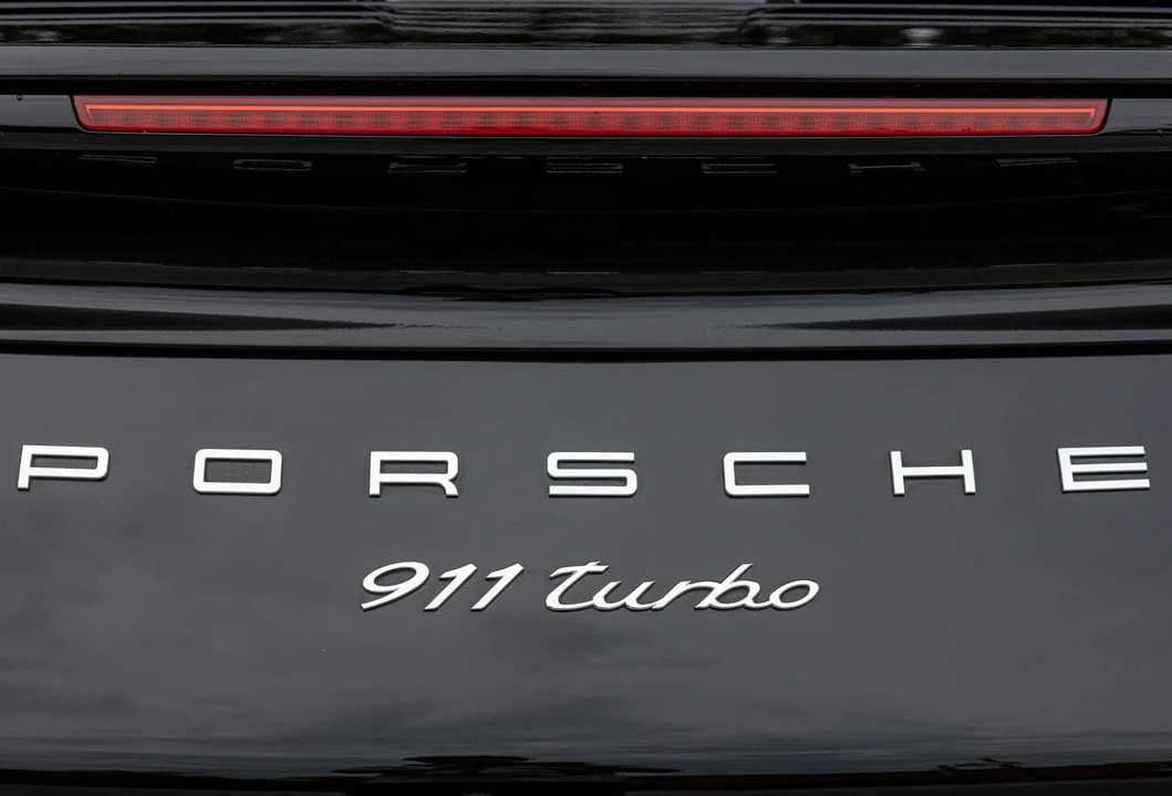 2014 Porsche 991 Turbo - Image 13 of 27