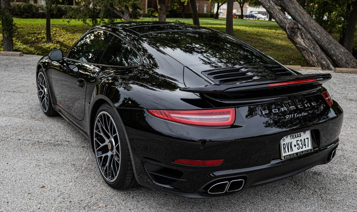 2014 Porsche 991 Turbo - Image 14 of 27