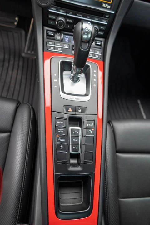 2014 Porsche 991 Turbo - Image 20 of 27