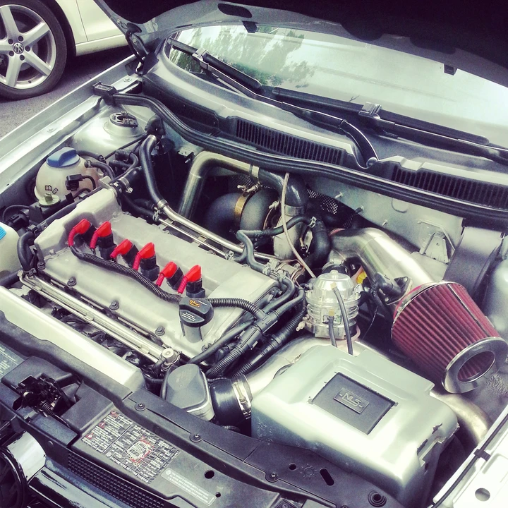2004 Volkswagen R32 Mk4 - Image 3 of 5