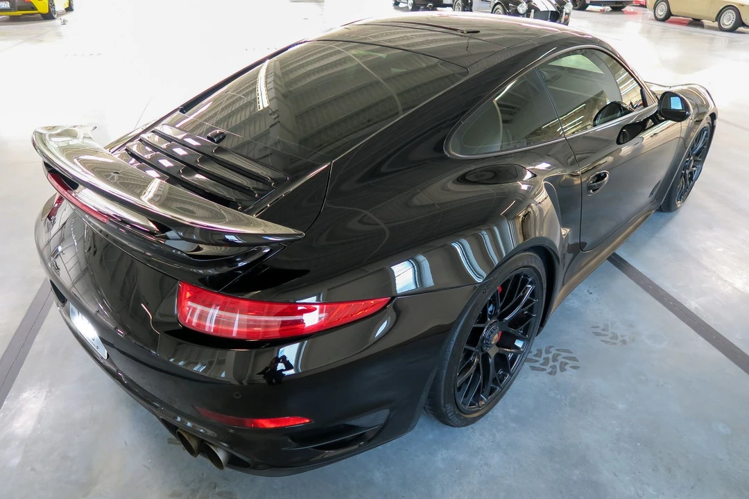 2015 Porsche 991 Turbo - Image 8 of 31