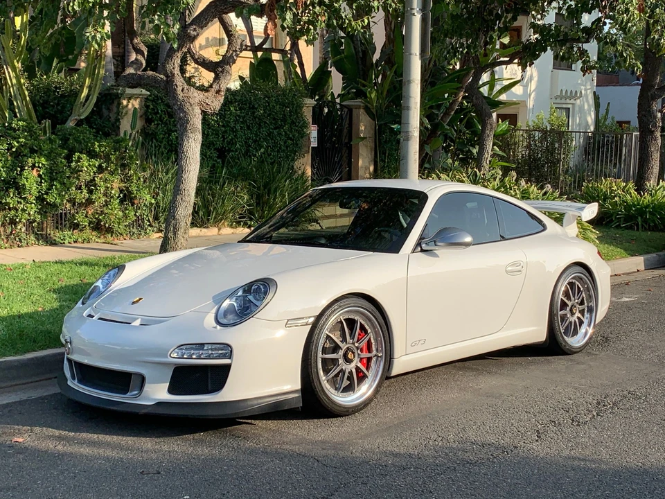 2011 Porsche 997 GT3 - Image 4 of 4