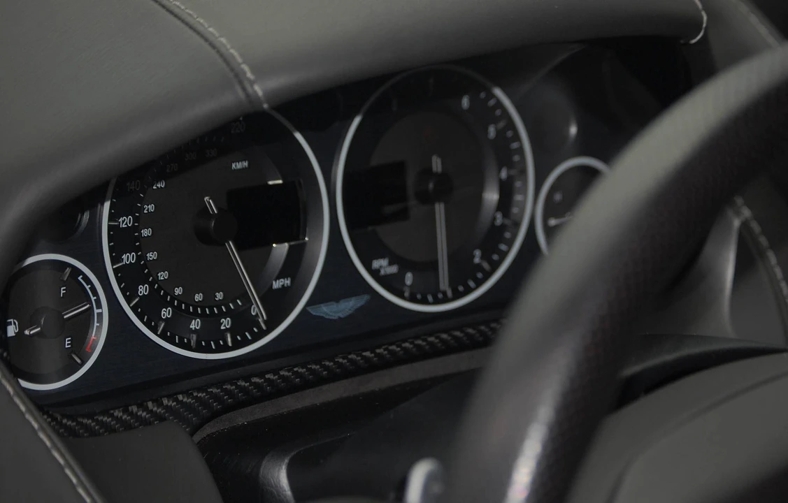 2010 Aston Martin DBS (2008-2012) - Image 23 of 31