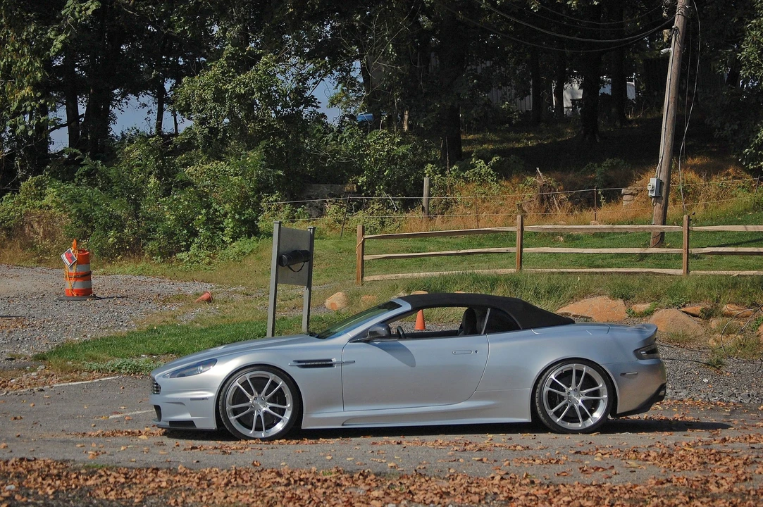 2010 Aston Martin DBS (2008-2012) - Image 6 of 31