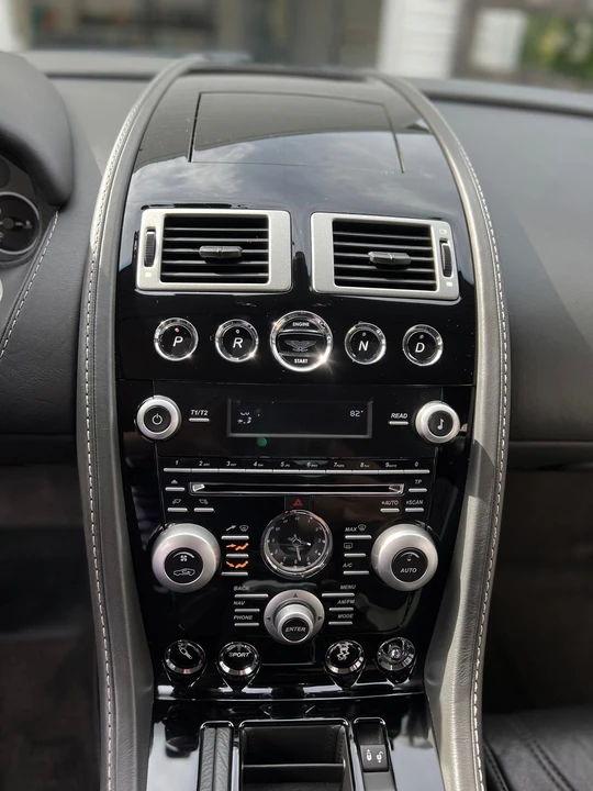 2010 Aston Martin DBS (2008-2012) - Image 29 of 31