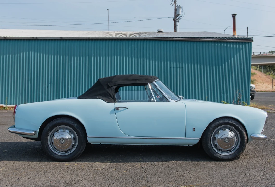 1963 Alfa Romeo Giulietta - Image 9 of 31