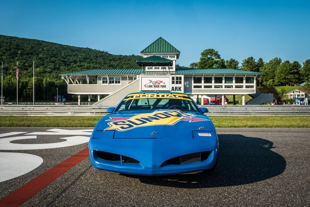 1990 Pontiac Firebird Trans Am 3rd Gen - Image 8 of 31