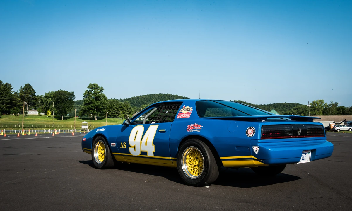 1990 Pontiac Firebird Trans Am 3rd Gen - Image 7 of 31